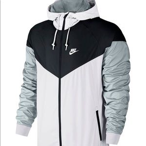 Nike Men’s Windrunner Jacket